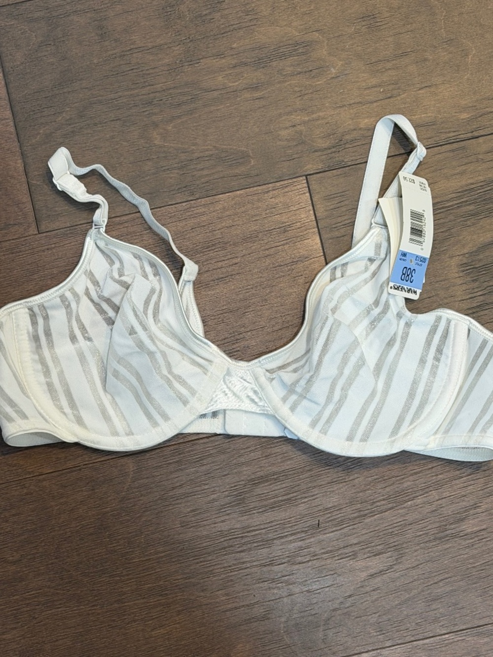 Warners Bra 38B NWT